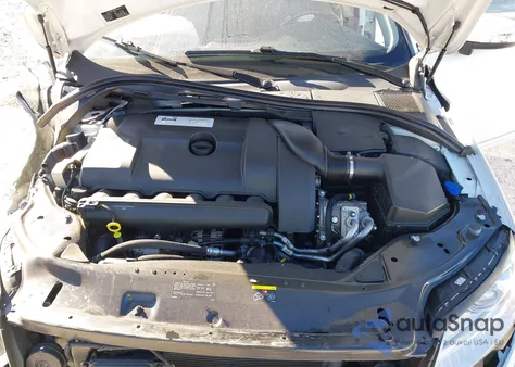 2011 Volvo S80 T6 z USA, uszkodzony, nr VIN YV1902AH3B1148416